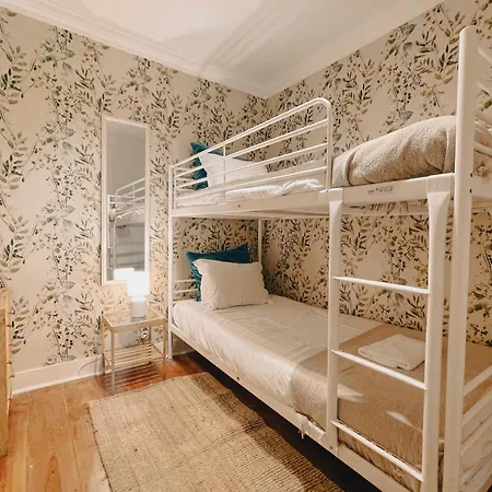 Bairro Alto Charming Flat In Great Location!