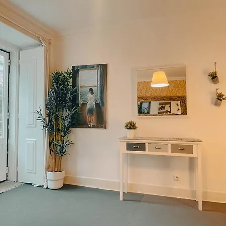 Bairro Alto Charming Flat In Great Location! Lisbona